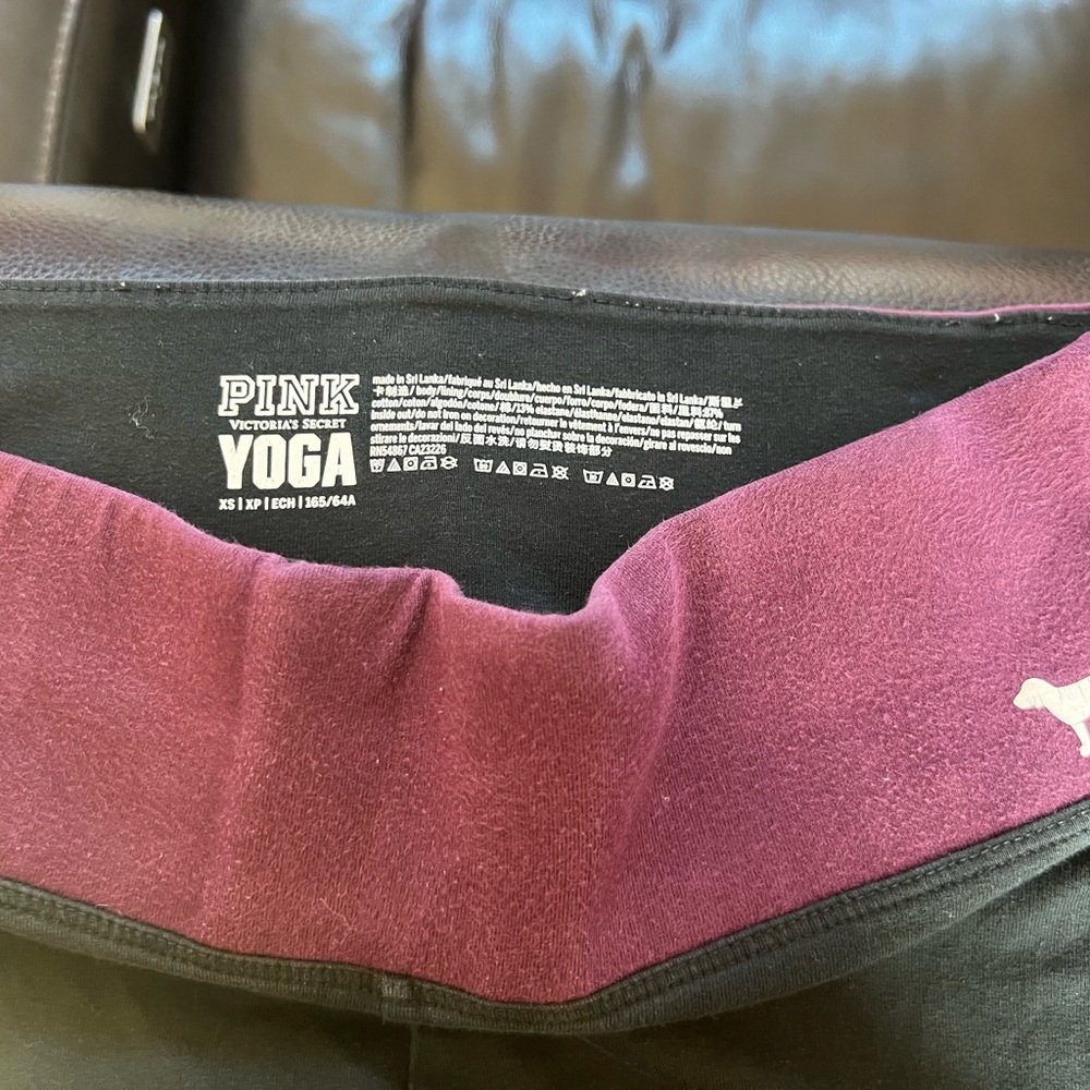 PINK Victoria's Secret Black and Purple Yoga Leggings